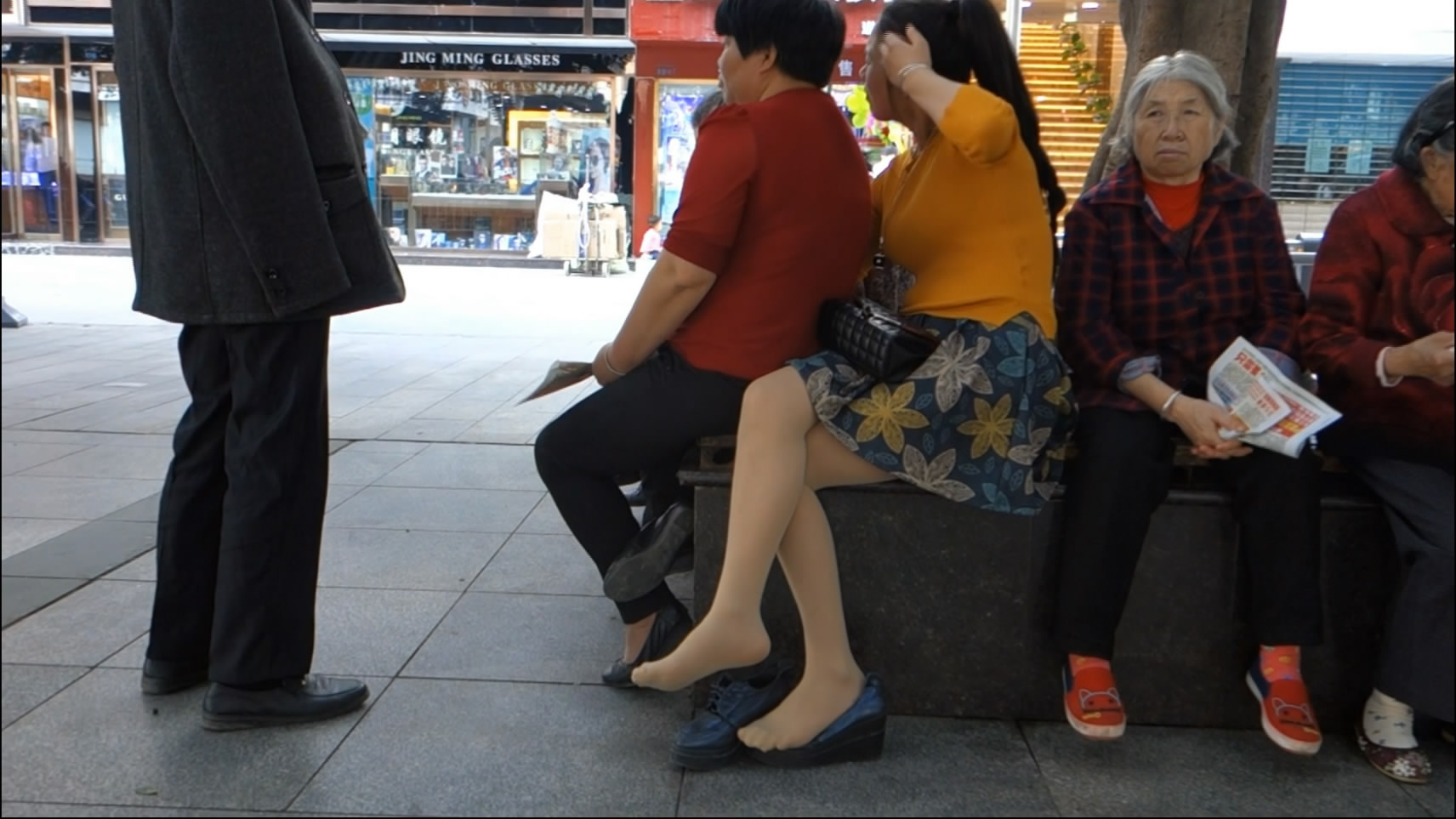 streetsnapnylon[00 03 13][20181205 213007 3]